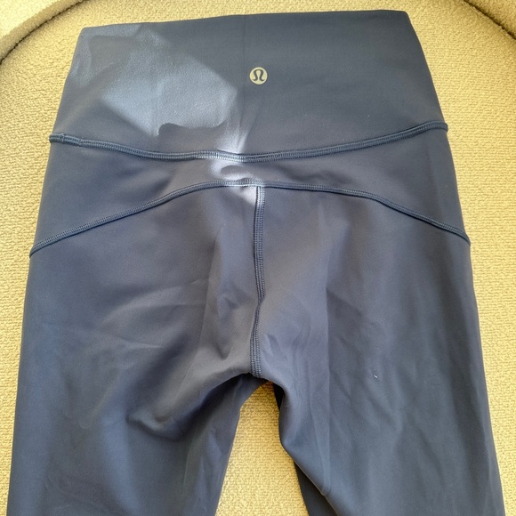 Lululemon Leggings - Size 4 - Blue - Picture 3 of 4